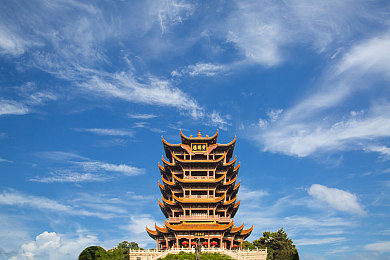 空姐憋着尿练五小时舞蹈：舞蹈竞技场上的空姐传奇：五小时憋尿练舞，毅力与职业精神闪耀舞台