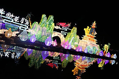 天涯PRO：自由探险，团队共战，沉浸体验，热点引导——探索游戏新境界-3