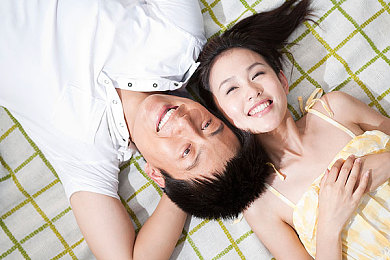 女人与公牛做爰人与牛：道德边界触碰，人与牛意外亲密，社会反思人性与动物权益新篇章-3