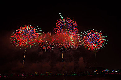 天堂a√：新游来袭！神秘幻想大陆“天堂A√”，探索无限可能，带你领略虚拟世界的魅力-1