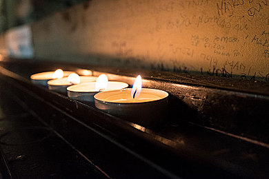 黄色直播软件下载3.0.3大全装扮苹果手机版：苹果手机直播新篇章：3.0.3版全能直播软件解析，个性化体验引关注-1
