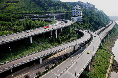 漂亮班主任喂我奶：班主任养成记：校园模拟新潮流，互动剧情引人入胜，玩家体验温馨师生情