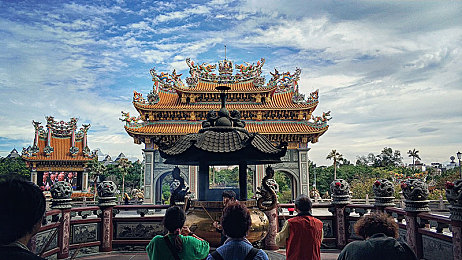 人人射天天干：揭秘“游戏热潮”现象：从“人人射”到青少年身心健康影响，探讨社会问题与教育引导