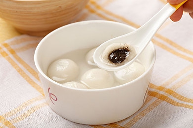 喵咪成人网站：“揭秘“喵咪”伪装：成人网站传播乱象调查，网络监管刻不容缓！”-1