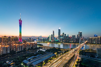 98精品：游戏璀璨之巅，揭秘经典传奇的魅力世界-1