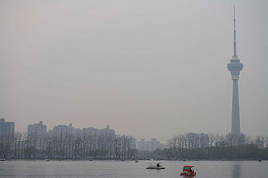 18黄软件：“重拳出击，净化网络空间：严打非法“黄毒”，护航青少年健康成长行动纪实”