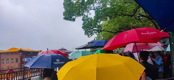 国产又粗又长又大：匠心筑梦，巨擘领航——中国制造，世界瞩目之旅-3