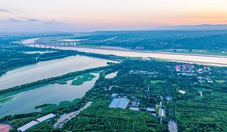 打扑克又叫又疼撸撸社：沉浸式互动新体验：揭秘“叫又疼”扑克游戏的社交魅力