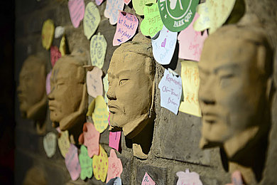亚洲色综合久久：多彩交融，共绘亚洲文化新画卷-3