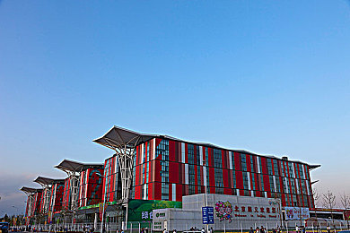 国产乱人偷精品人妻A片：惊悚人妻秘境探秘：暗流涌动的视听盛宴-2