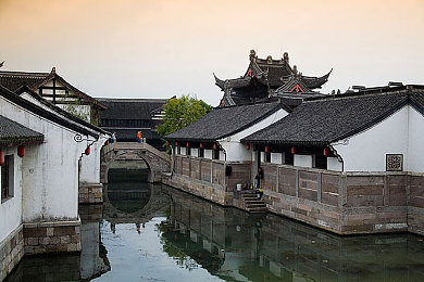 黄色软件-3.0：惊悚体验，智能推荐，游戏新境界-4