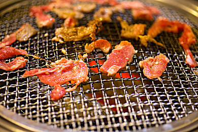 91黑料社：网络深水区揭秘：揭开“91黑料社”神秘面纱，探真相与争议-2