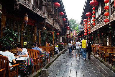 打扑克又疼又叫免费软件：揭秘：“打扑克又疼又叫”走红，新型免费娱乐软件引发社会关注-1