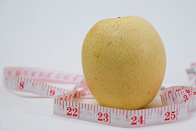 古装撕扯肚兜吻乳戏：穿越时空寻真爱：浪漫古装冒险游戏《古装撕扯肚兜吻乳戏》好评如潮-2
