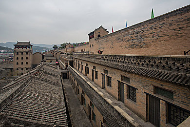 奴役性狂虐囚禁极端：揭秘惊悚游戏：从禁忌之地到心灵挑战的极致体验-4