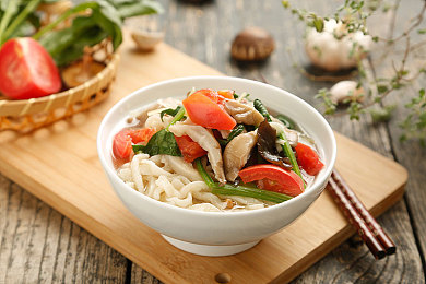 黑料吃瓜网爆料：探秘娱乐圈真相：揭秘“黑料吃瓜网”如何成为网民热议焦点-3
